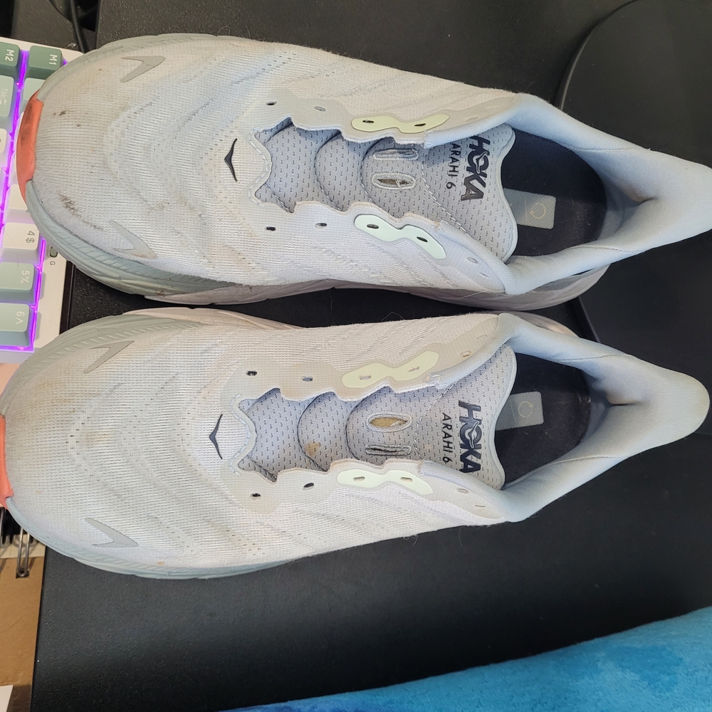 Hoka Arahi 6 Running Shoes - Size 8D/W. Light Blue NO LACES